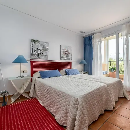 Travel Habitat Nova Golf Oliva